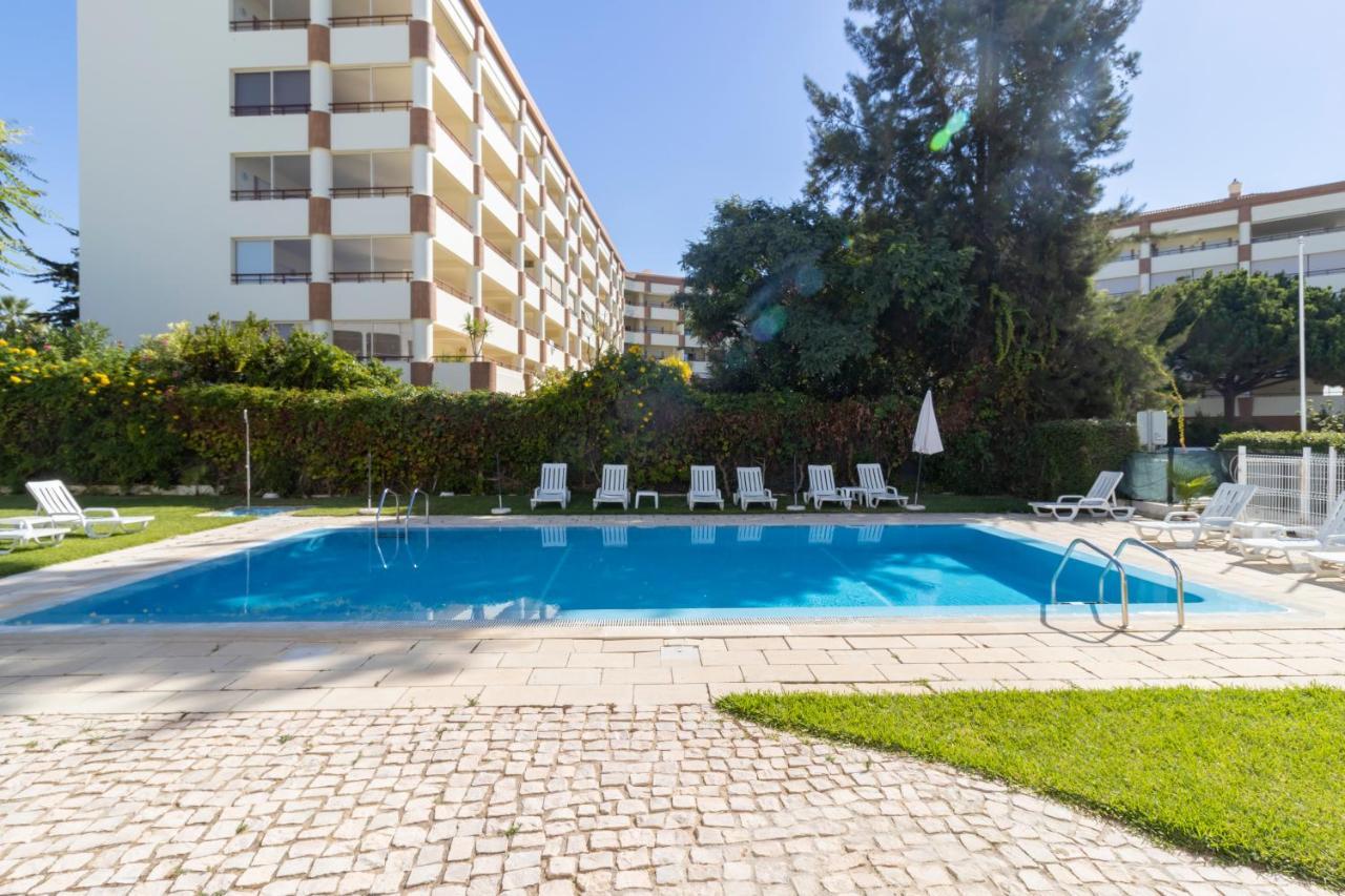 Zarco - Cosy Apartment In Vilamoura With A Balcony With View To The 2 Swimming Pools - Near The Beach & The Marina Quarteira Exterior foto