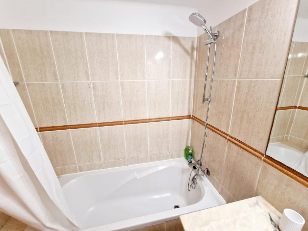 Zarco - Cosy Apartment In Vilamoura With A Balcony With View To The 2 Swimming Pools - Near The Beach & The Marina Quarteira Exterior foto